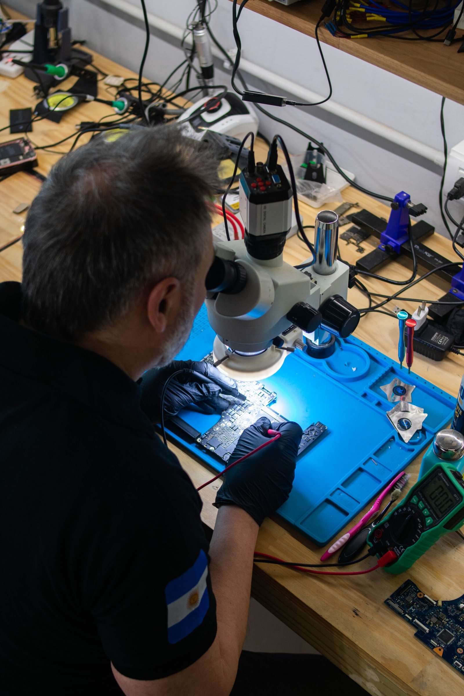 ah-dev-repair-microscope